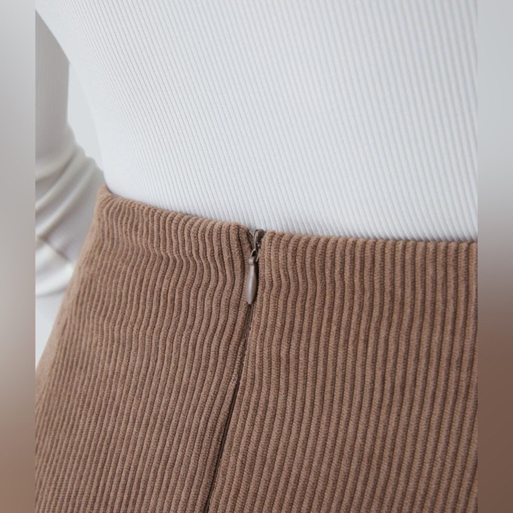 Halara Black Women's Mini Skirt | 1X - Picture 3 of 4